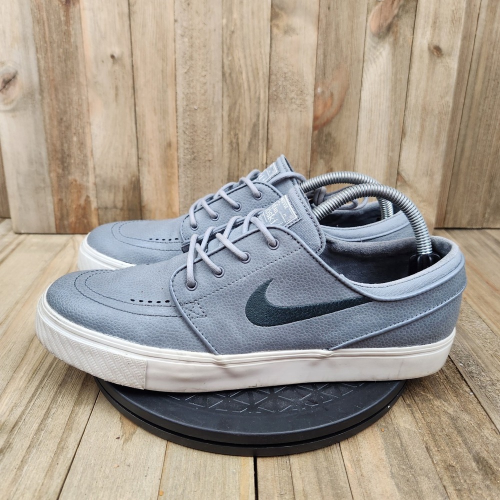 Nike SB Stefan Janoski Skateboarding Shoes Mens size 9.5 Grey Skate 616490-002